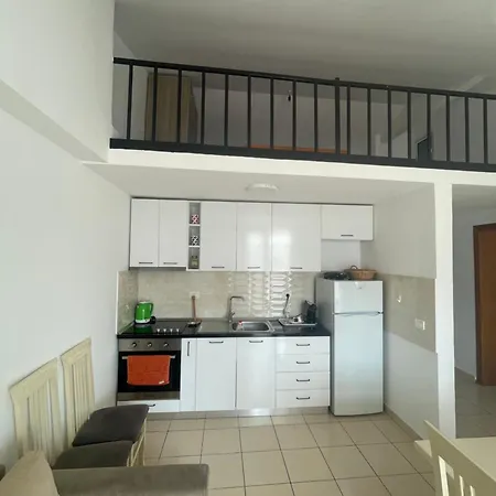 Duplex * Tirana